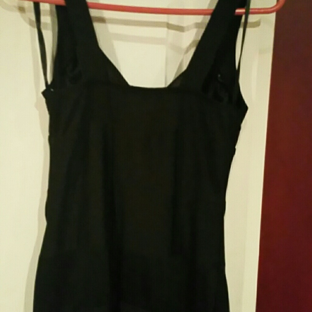 Womens dress - Picture 3 of 3
